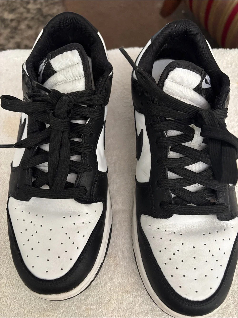 Nike Men’s Black & White Low-Top Sneakers